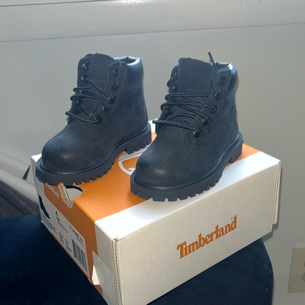 BLACK NUBUCK TIMBERLANDS 4C